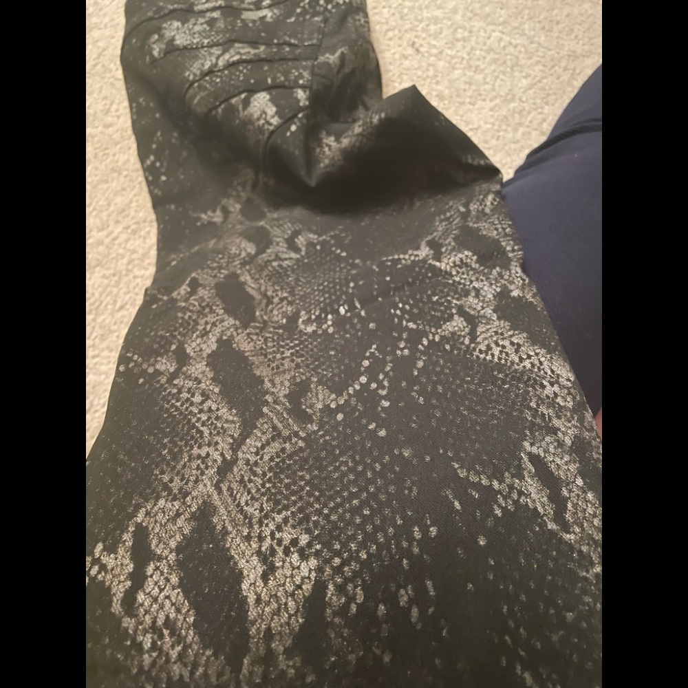 Snakeprint Denim - Picture 1 of 10